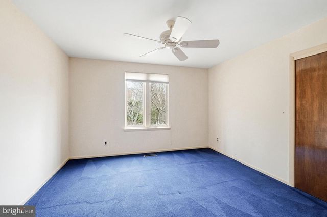 634 TWIN BRIDGE DR, Wayne, PA 19087