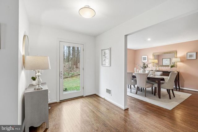 634 TWIN BRIDGE DR, Wayne, PA 19087