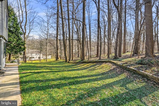 634 TWIN BRIDGE DR, Wayne, PA 19087