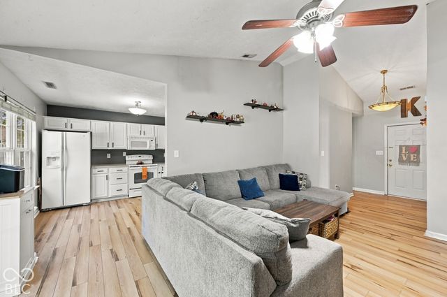 5814 Emmert Way, Indianapolis, IN 46221