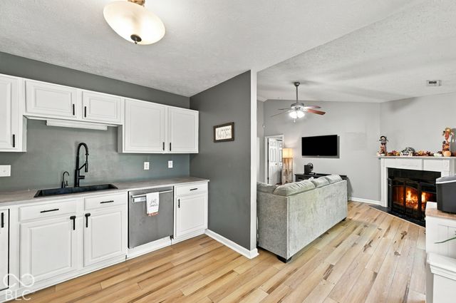 5814 Emmert Way, Indianapolis, IN 46221