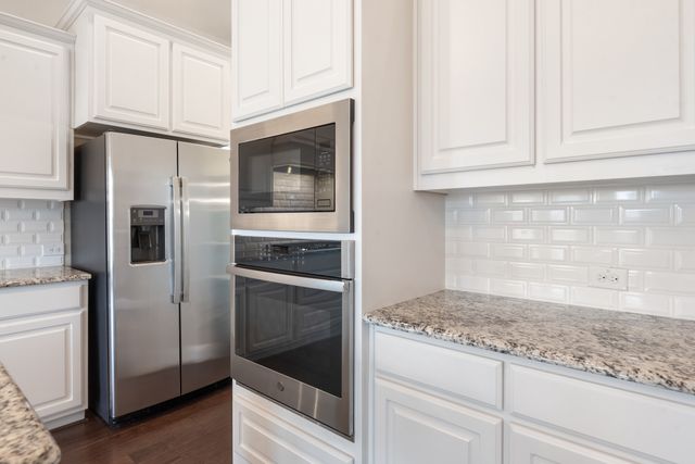 1900 Monahan Drive, Argyle, TX 76226