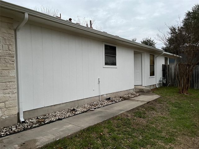 862 Latteridge DR, Austin, TX 78748