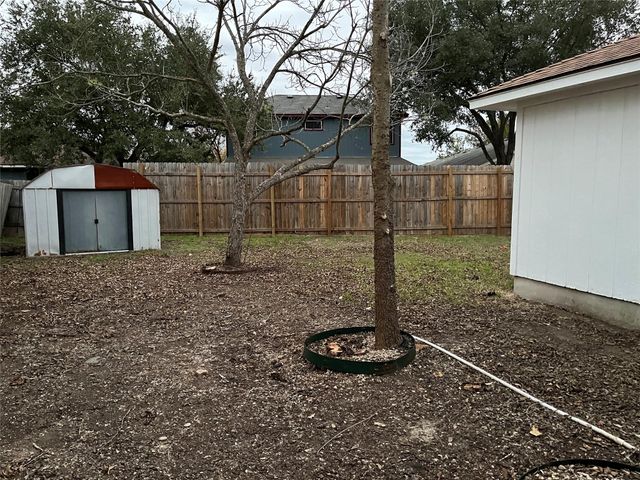 862 Latteridge DR, Austin, TX 78748