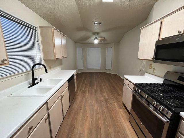 862 Latteridge DR, Austin, TX 78748