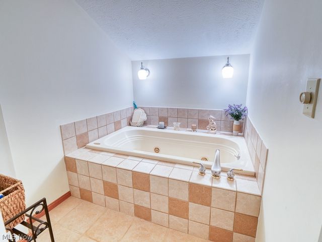 5440 Stoney Lane, Painesville, OH 44077