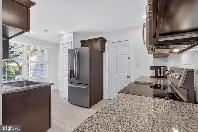 530 FAIRWAY DR, Camp Hill, PA 17011