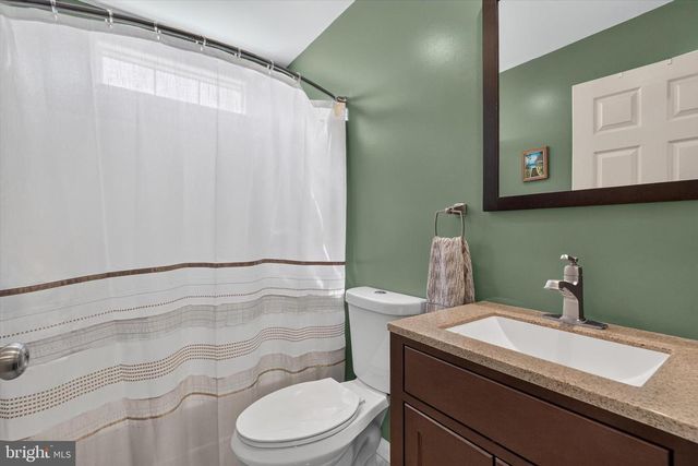530 FAIRWAY DR, Camp Hill, PA 17011