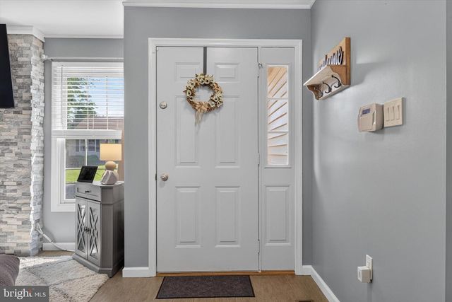 530 FAIRWAY DR, Camp Hill, PA 17011