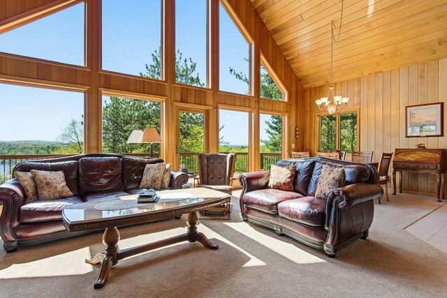 8199 19th Avenue, Eau Claire, WI 54703