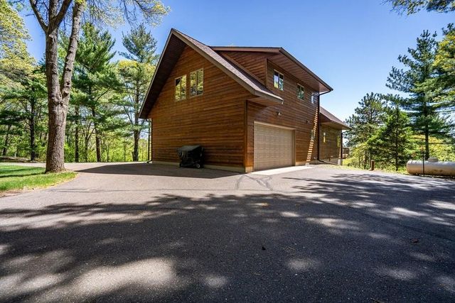 8199 19th Avenue, Eau Claire, WI 54703
