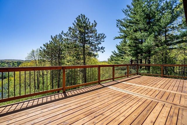 8199 19th Avenue, Eau Claire, WI 54703