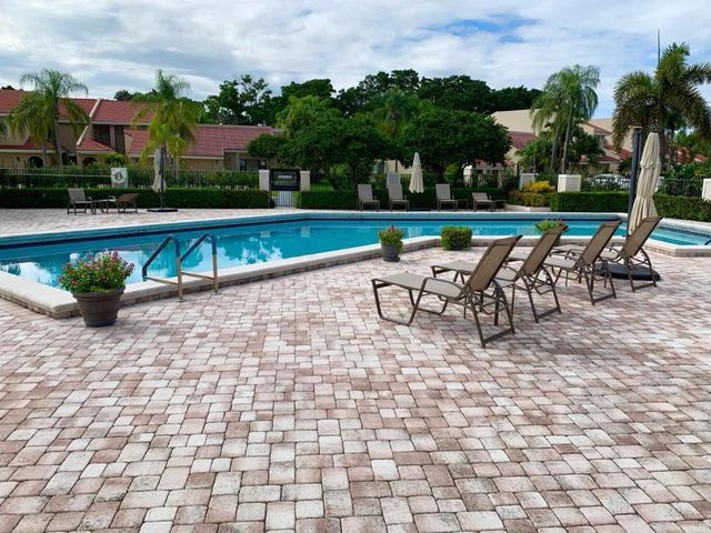 723 Windermere Way, Palm Beach Gardens, FL 33418