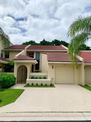 723 Windermere Way, Palm Beach Gardens, FL 33418