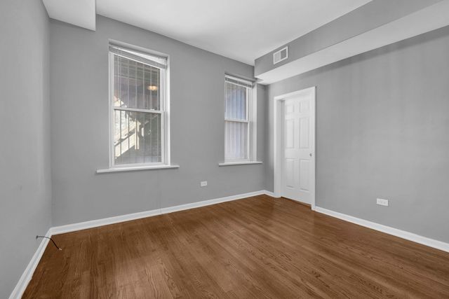 3340 S Carpenter Street 1R, Chicago, IL 60608