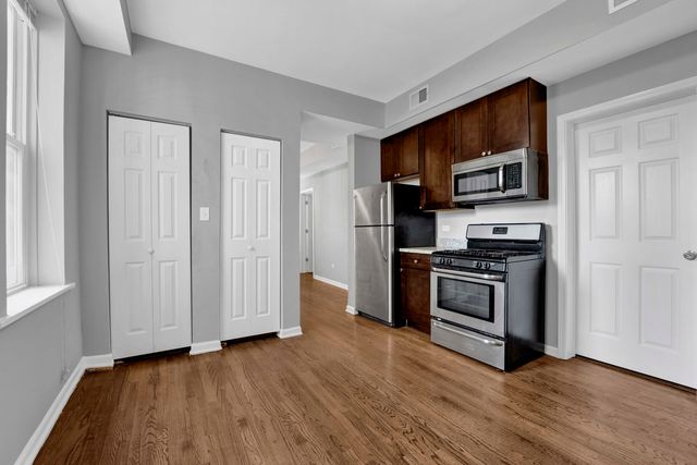 3340 S Carpenter Street 1R, Chicago, IL 60608