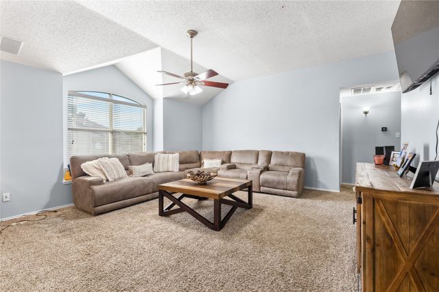 1409 Bregenz Lane, Lewisville, TX 75067