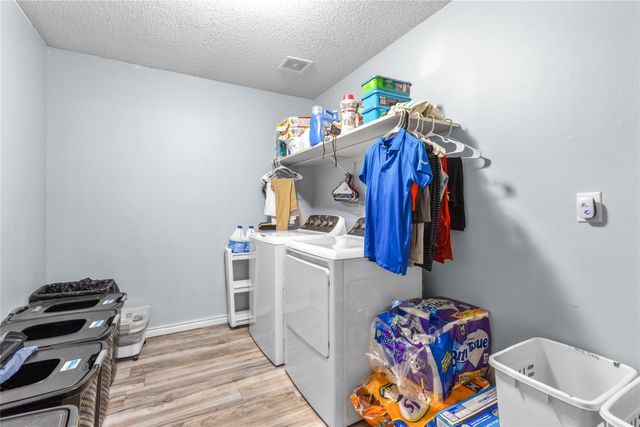 1409 Bregenz Lane, Lewisville, TX 75067