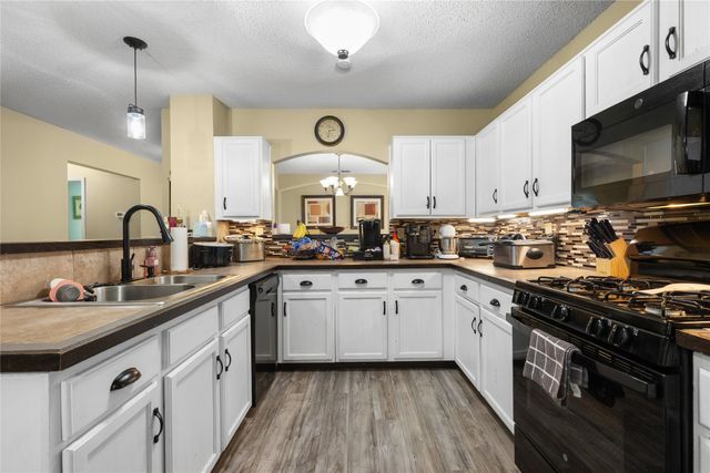 1409 Bregenz Lane, Lewisville, TX 75067