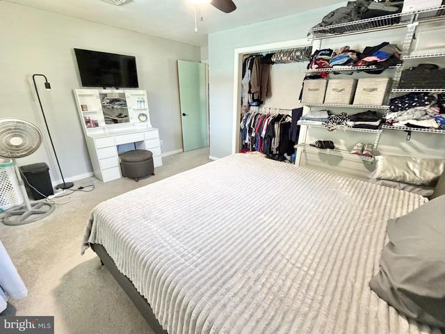 728 WALNUT ST, Florence, NJ 08518