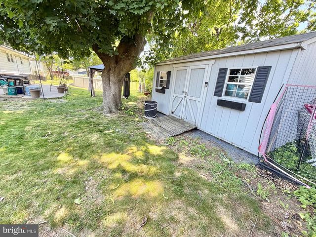 728 WALNUT ST, Florence, NJ 08518