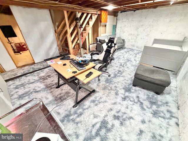 728 WALNUT ST, Florence, NJ 08518