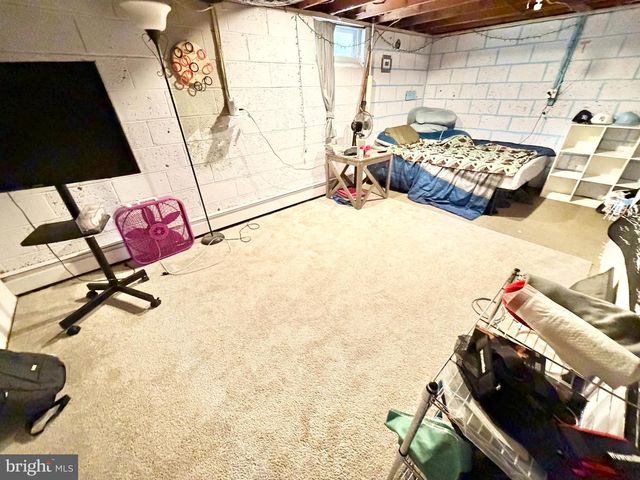 728 WALNUT ST, Florence, NJ 08518
