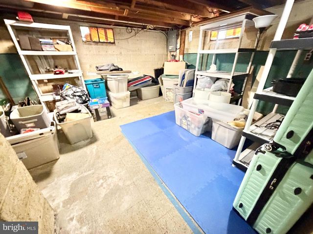 728 WALNUT ST, Florence, NJ 08518