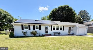 728 WALNUT ST, Florence, NJ 08518