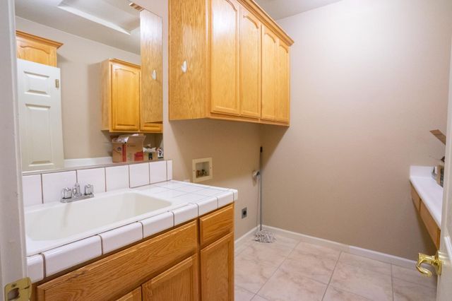 3235 Hagen Rd, Valley Springs, CA 95252
