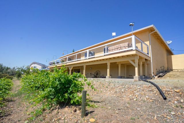 3235 Hagen Rd, Valley Springs, CA 95252