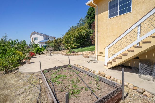 3235 Hagen Rd, Valley Springs, CA 95252