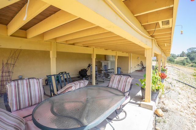 3235 Hagen Rd, Valley Springs, CA 95252