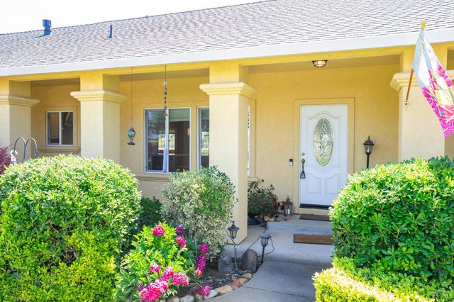 3235 Hagen Rd, Valley Springs, CA 95252