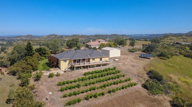 3235 Hagen Rd, Valley Springs, CA 95252