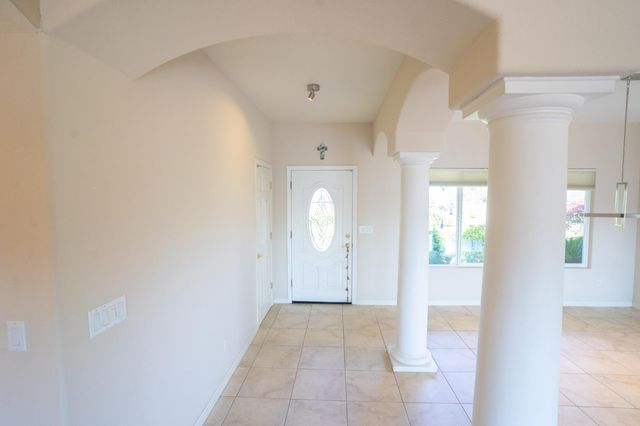 3235 Hagen Rd, Valley Springs, CA 95252
