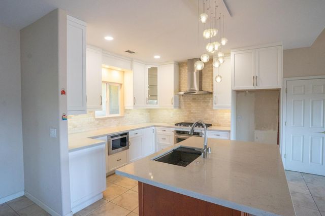 3235 Hagen Rd, Valley Springs, CA 95252