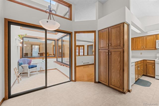 7500 E Dartmouth Avenue 9, Denver, CO 80231