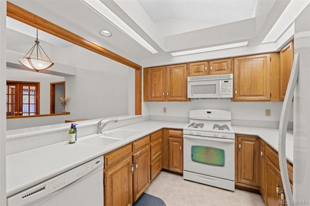 7500 E Dartmouth Avenue 9, Denver, CO 80231