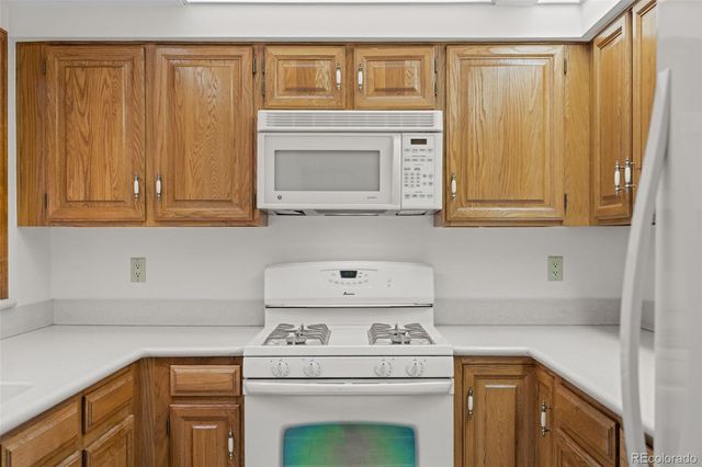 7500 E Dartmouth Avenue 9, Denver, CO 80231