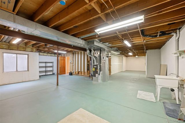 7500 E Dartmouth Avenue 9, Denver, CO 80231