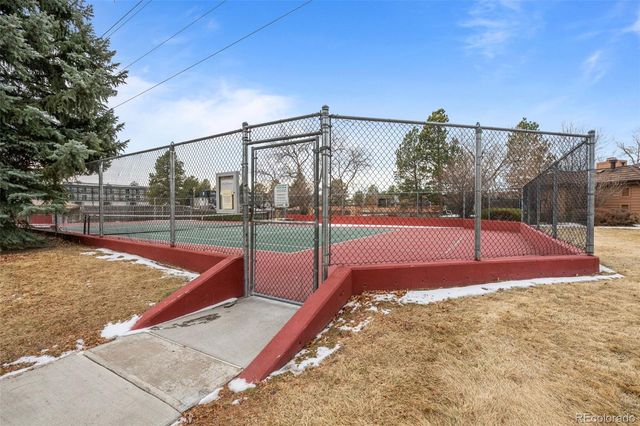 7500 E Dartmouth Avenue 9, Denver, CO 80231