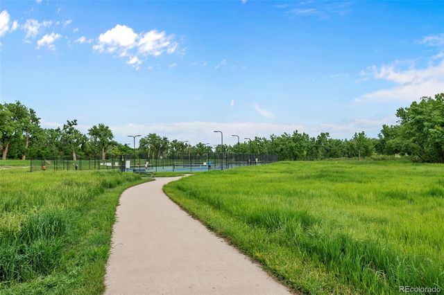 7500 E Dartmouth Avenue 9, Denver, CO 80231