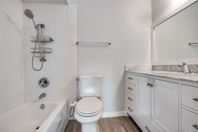 333 Melrose Drive 14D, Richardson, TX 75080