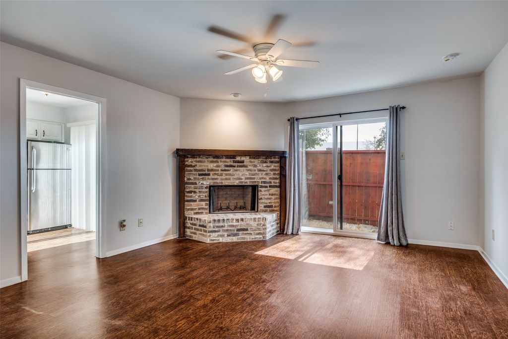 333 Melrose Drive 14D, Richardson, TX 75080