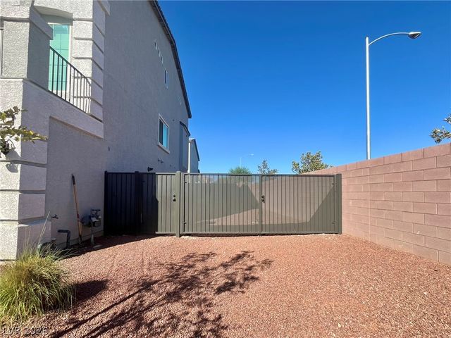 7707 Liberty Falls Street, Las Vegas, NV 89139