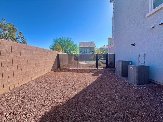 7707 Liberty Falls Street, Las Vegas, NV 89139