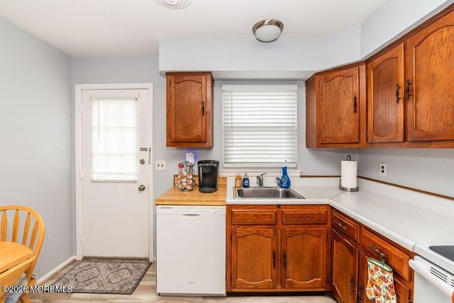 9 A Homestead Drive, Whiting, NJ 08759