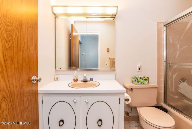 9 A Homestead Drive, Whiting, NJ 08759