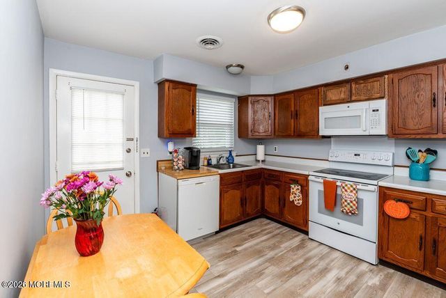 9 A Homestead Drive, Whiting, NJ 08759